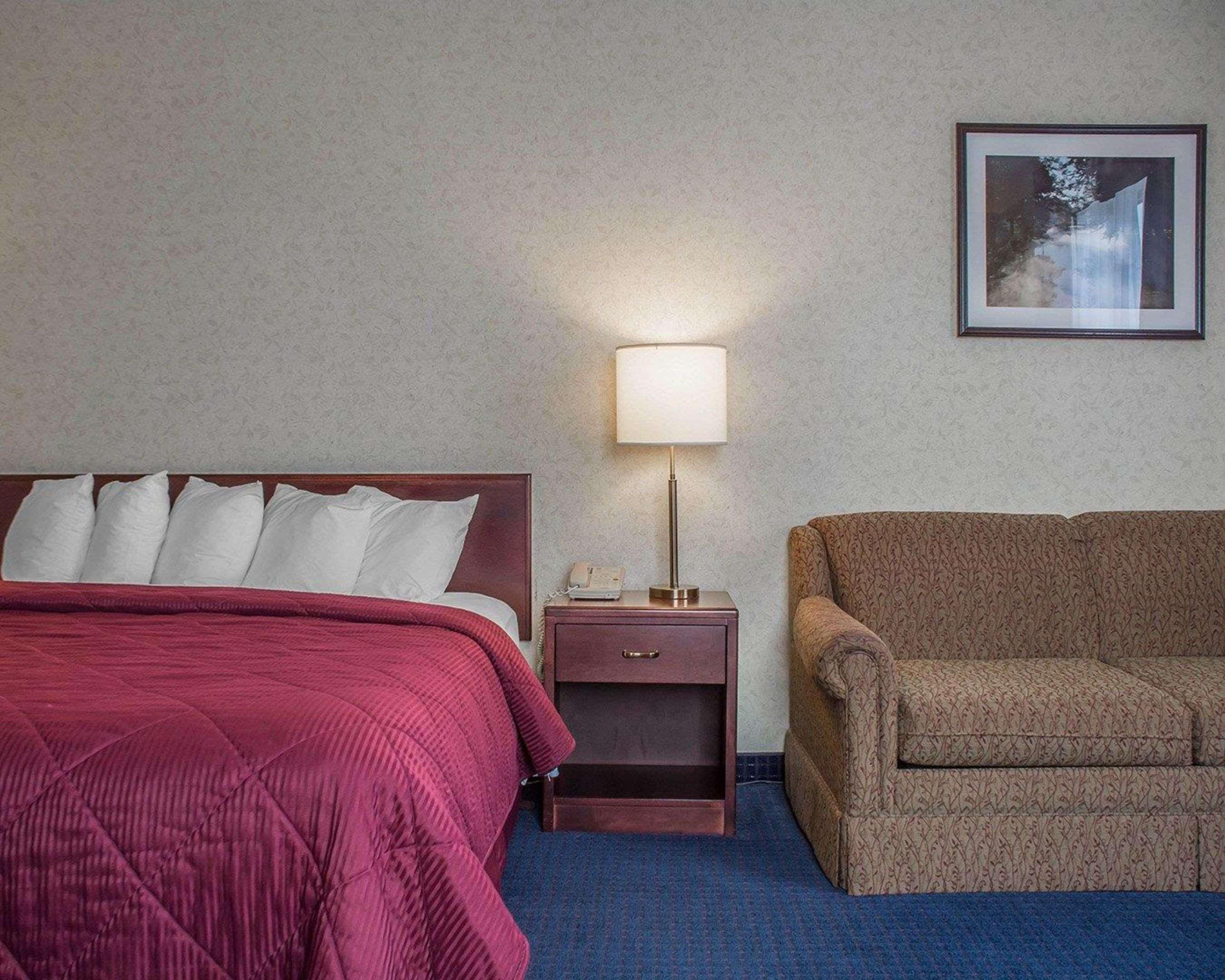 Quality Hotel & Suites Woodstock Exterior foto